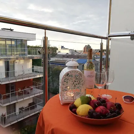 Apartament Bursztynowy *